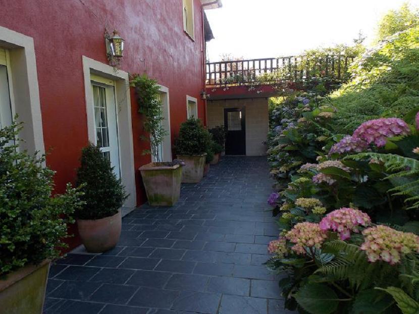 Apartamentos Guidan Ribadeo Exterior foto